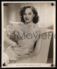 6d961 PAULETTE GODDARD 2 8x10 stills 1940s sexy seated close up and full-length by mirror!