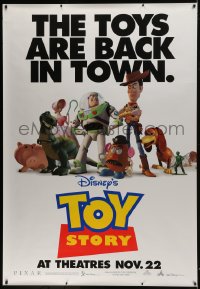 6g342 TOY STORY bus stop 1995 Disney & Pixar, great image of Buzz, Woody, the toys are back!