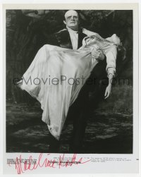 6s422 MADELINE KAHN signed 8x10.25 still 1974 carried by monster Peter Boyle in Young Frankenstein!