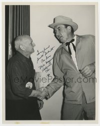 6s455 MIKE MAZURKI signed 8x10.25 still 1965 the huge actor shaking hands with a much smaller man!