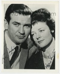 6s584 V.I.P.S signed 8x10 still 1963 by BOTH Rod Taylor AND Maggie Smith, great close portrait!