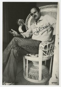 6s635 JOHN CLEESE signed English 4x6 publicity still 1980s great portrait of the Monty Python star!