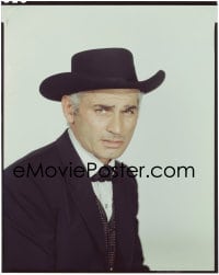 7a117 JEFF CHANDLER 8x10 transparency 1959 great portrait wearing suit & hat from The Jayhawkers!