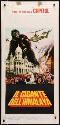 7f821 GOLIATHON Italian locandina 1977 art of mob of people running from huge ape terrorizing city!