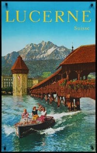 7g019 LUCERNE SUISSE 25x40 Swiss travel poster 1960s two sexy women on boat under Spreuer Bridge!