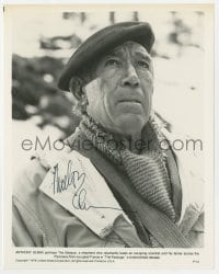 7s360 ANTHONY QUINN signed 8x10.25 still 1979 great head & shoulders close up from The Passage!
