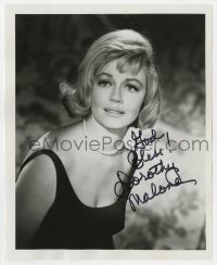 7s891 DOROTHY MALONE signed 8x10 REPRO 1980s head & shoulders portrait wearing pearl necklace!