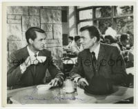 7s479 JAMES MASON signed 8x10 still 1959 close up with Cary Grant in Hitchcock's North by Northwest!