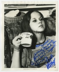 7s528 LINDA BLAIR signed 8.25x10 still 1975 super young close up when she was in Sarah T.!
