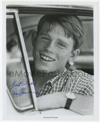 7s607 RON HOWARD signed 8x10 still 1973 best smiling close up in car from American Graffiti!
