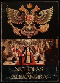 7w597 NICHOLAS & ALEXANDRA souvenir program book 1971 Czars & the end of the Russian aristocracy!