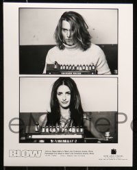 7w734 BLOW presskit w/ 10 stills 2001 Johnny Depp & Penelope Cruz in cocaine smuggling biography!