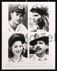 7w839 LEAGUE OF THEIR OWN presskit w/ 14 stills 1992 Tom Hanks, Madonna, women's baseball!