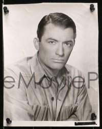 7x320 GREGORY PECK 33 from 7 /12x9.75 to 8x10.25 stills 1940s-1980s the actor in a variety of roles!