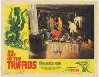 8d371 DAY OF THE TRIFFIDS LC #7 1962 classic English sci-fi, panicked people disembarking train!