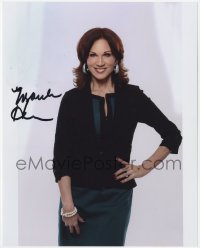 8y582 MARILU HENNER signed color 8x10 REPRO still 2000s great smiling portrait of the Taxi star!