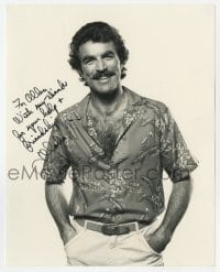 8y976 TOM SELLECK signed 8x10 REPRO still 1980s great smiling portrait from TV's Magnum P.I.!