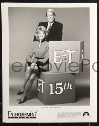 9a297 ENTERTAINMENT TONIGHT 18 TV 8x10 stills 1990s John Tesh, Mary Hart, Leonard Maltin and more!