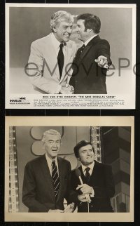 9a281 MIKE DOUGLAS SHOW 20 TV 8x10 stills 1970s w/ Van Dyke, Stewart, Jane Fonda and more!
