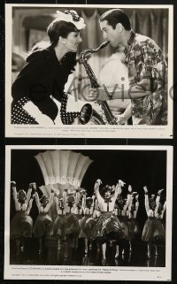 9a471 NEW YORK NEW YORK 10 8x10 stills 1977 great image of Liza Minnelli singing on stage!