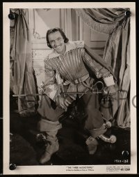 9a990 THREE MUSKETEERS 2 8x10 stills 1948 great full-length images of Gene Kelly as D'Artagnan!