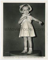 9h826 SANDY IS A LADY candid 8.25x10 still 1940 adorable portrait of Baby Sandy by Estabrook!