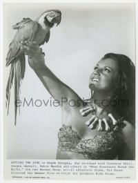9h971 WHEN DINOSAURS RULED THE EARTH 7.5x10 still 1971 sexy cavewoman Magda Konopka with parrot!