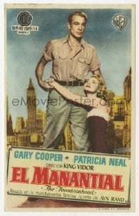 9m187 FOUNTAINHEAD Spanish herald 1954 different image of Patricia Neal kneeling by Gary Cooper!