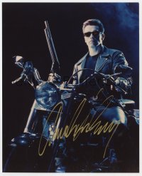 9r669 ARNOLD SCHWARZENEGGER signed color 8x10 REPRO still 1990s best image from Terminator 2!