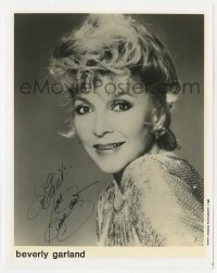 9r610 BEVERLY GARLAND signed 8x10 publicity still 1985 great smiling portrait later in her career!