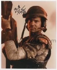 9r674 BILL PAXTON signed color 8x10 REPRO still 1990s great close up with gun & helmet from Aliens!