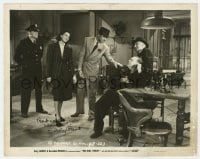 9r319 CARY GRANT signed 8x10.25 still 1940 with Rosalind Russell & others in His Girl Friday!