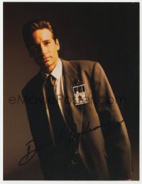 9r637 DAVID DUCHOVNY signed 6x7 color photo 2000s cool portrait of the X-Files star in costume!