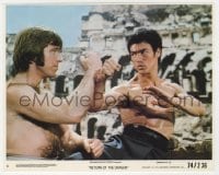 1a043 RETURN OF THE DRAGON 8x10 mini LC #4 1972 great close up of Bruce Lee fighting Chuck Norris!