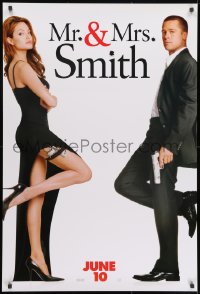 1g637 MR. & MRS. SMITH teaser 1sh 2005 June 10 style; assassins Brad Pitt & sexy Angelina Jolie!