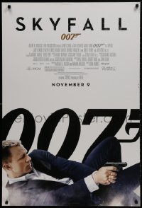 1g806 SKYFALL advance DS 1sh 2012 Daniel Craig as James Bond shooting gun, Adele, rare!