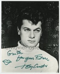 1h992 TONY CURTIS signed 8x10 REPRO still 1980s head & shoulders portrait, he drew lips on it!