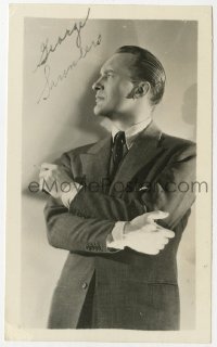 1h217 GEORGE SANDERS signed 3x4 photo 1950s great profile portrait of the English leading man!