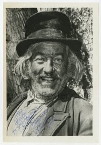 1h245 STROTHER MARTIN signed 5x7 photo 1980s great head & shoulders portrait as a hobo!