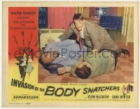 1r264 INVASION OF THE BODY SNATCHERS LC 1956 Kevin McCarthy injecting Larry Gates & King Donovan!