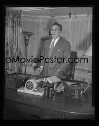1x159 DAVID O. SELZNICK 4x5 negative + 4x5 proof 1950s portrait of the famous producer at his desk!