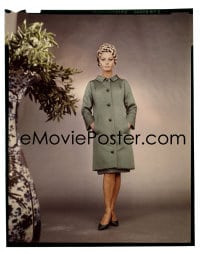 1x390 SOPHIA LOREN 4x5 transparency 1966 portrait modeling a great outfit she wore in Arabesque!