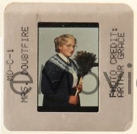 1x695 MRS. DOUBTFIRE group of 3 35mm slides 1993 great images of cross-dressing Robin Williams!