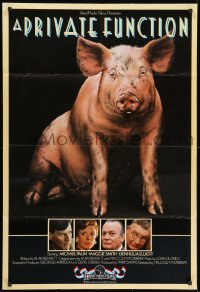 1y679 PRIVATE FUNCTION English 1sh 1984 Michael Palin, Maggie Smith, great pig art!
