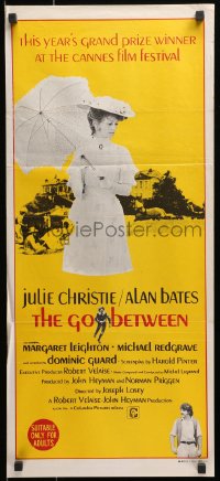1z804 GO BETWEEN Aust daybill 1971 art of Julie Christie with umbrella, directed by Joseph Losey