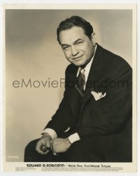 2a263 EDWARD G. ROBINSON 8x10 key book still 1930s seated portrait wearing suit & tie with pipe!