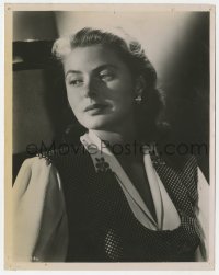 2a462 INGRID BERGMAN deluxe 8x10.25 still 1950s head & shoulders portrait when she was at RKO!