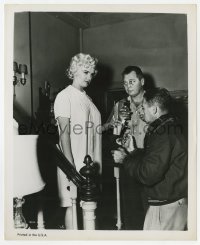 2a791 SEVEN YEAR ITCH candid 8.25x10 still 1955 Marilyn Monroe with camera & lighting technicians!