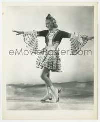 2a820 SONJA HENIE deluxe 8.25x10 still 1940s full-length portrait performing on her ice skates!