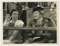 2a888 THOROUGHBREDS DON'T CRY 7.75x10 still 1937 Judy Garland winks at Sophie Tucker at race track!